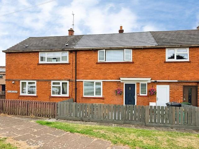 2 bedroom terraced house for sale