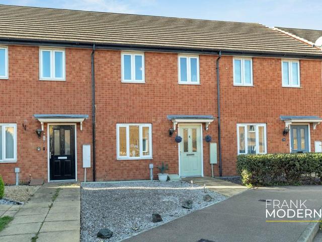 2 bedroom terraced house for sale