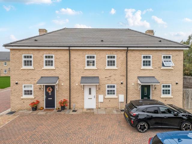 2 bedroom terraced house for sale