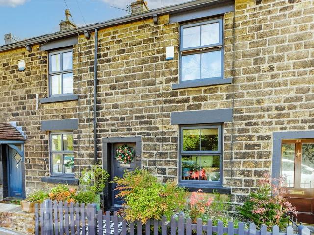 2 bedroom terraced house for sale