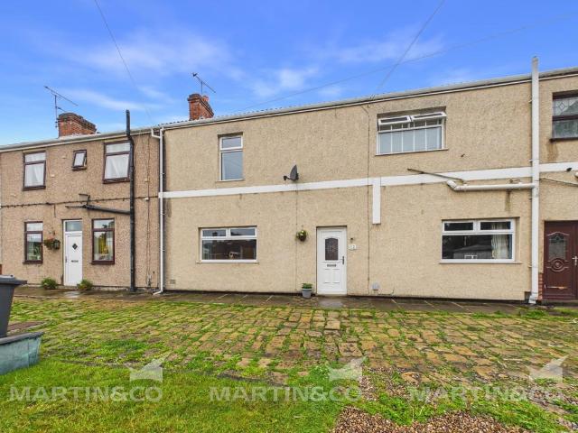 2 bedroom terraced house for sale