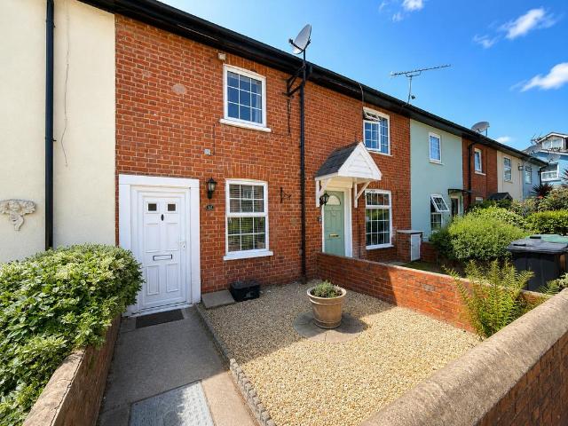 2 bedroom terraced house for sale