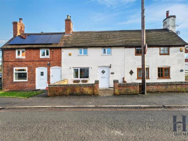 2 bedroom terraced house for sale