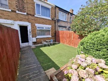 2 bedroom terraced house for sale