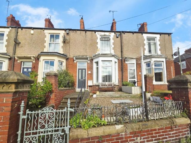 2 bedroom terraced house for sale