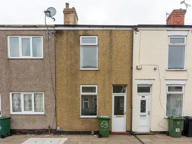 2 bedroom terraced house for sale