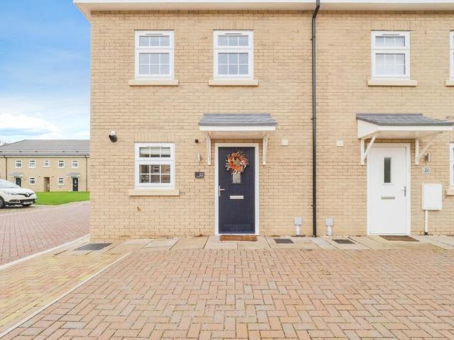 2 bedroom terraced house for sale