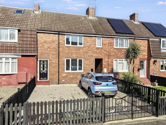 2 bedroom terraced house for sale