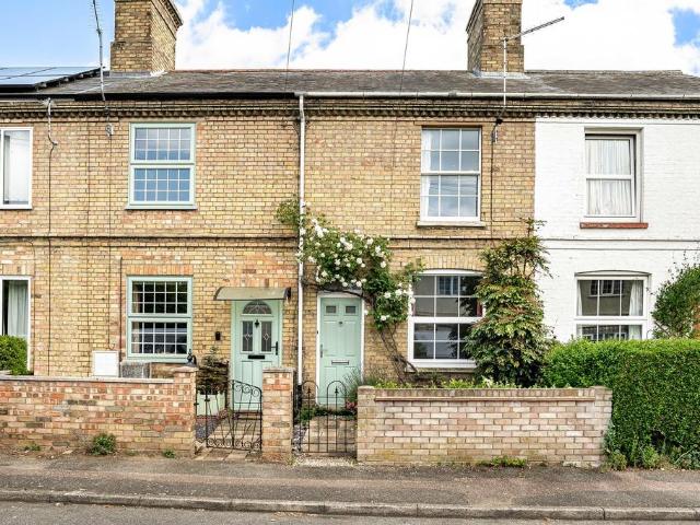 2 bedroom terraced house for sale