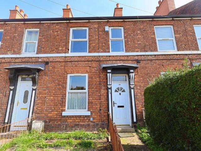 2 bedroom terraced house for sale