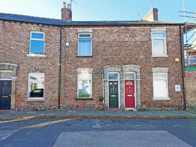 2 bedroom terraced house for sale