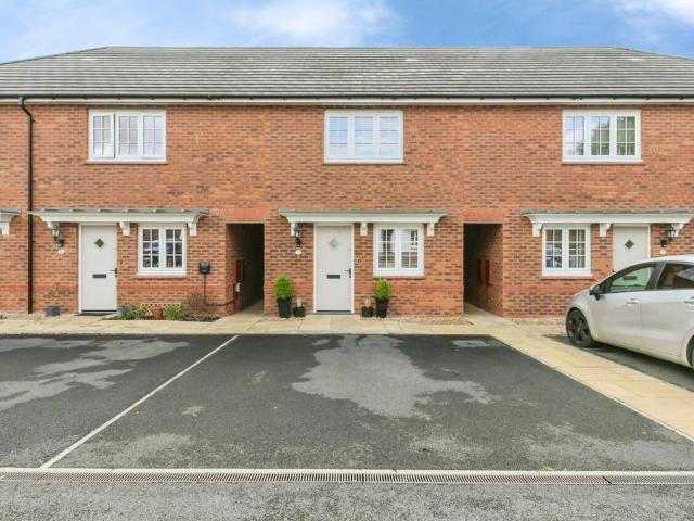 2 bedroom terraced house for sale