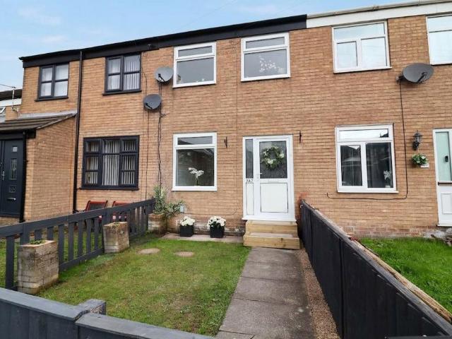 2 bedroom terraced house for sale