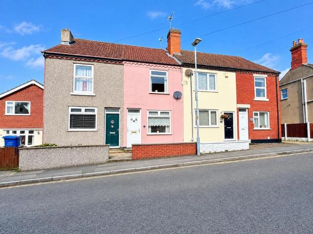 2 bedroom terraced house for sale