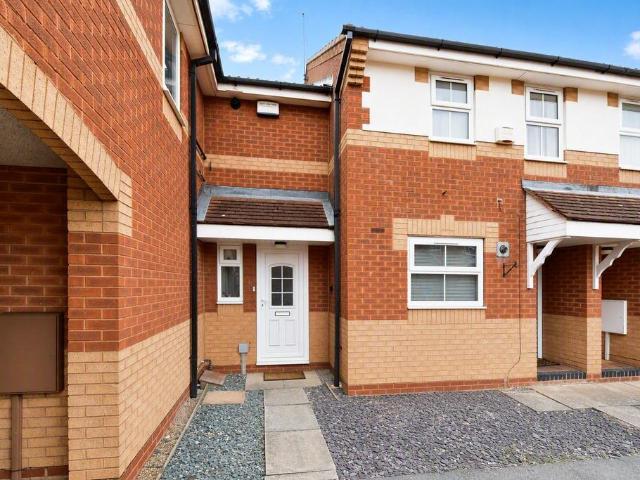 2 bedroom terraced house for sale