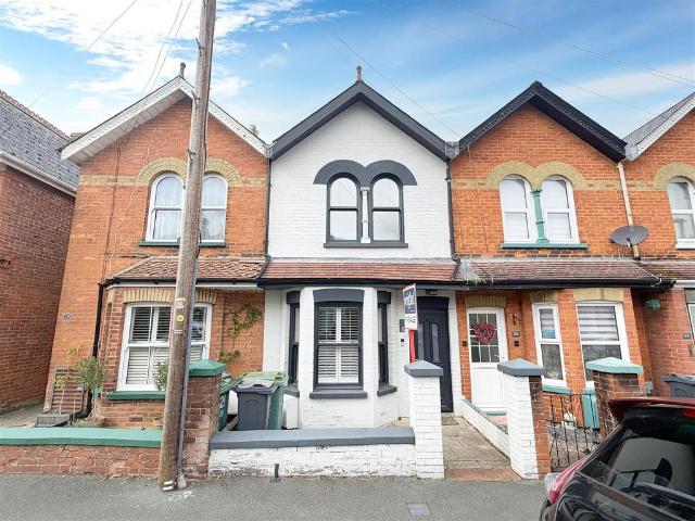 2 bedroom terraced house for sale