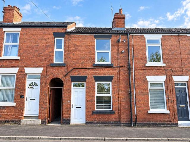 2 bedroom terraced house for sale
