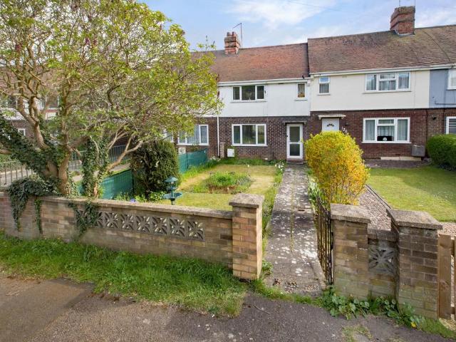 2 bedroom terraced house for sale
