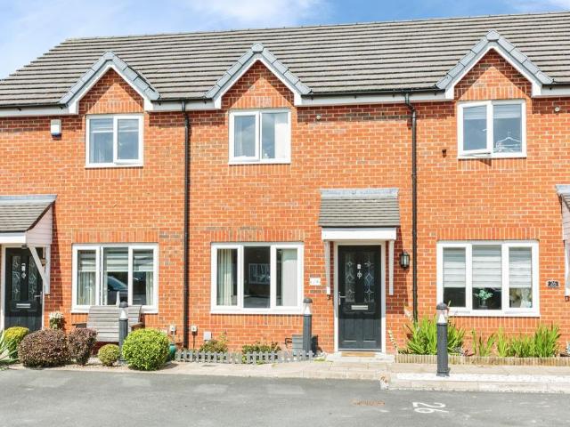 2 bedroom terraced house for sale