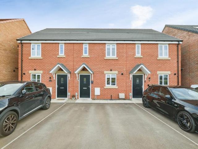 2 bedroom terraced house for sale