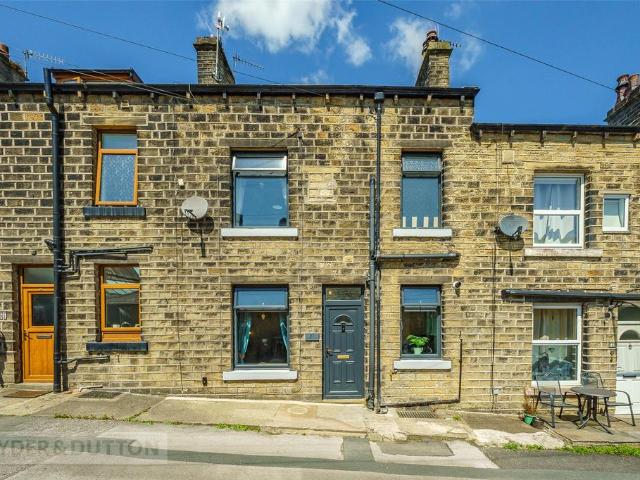 2 bedroom terraced house for sale