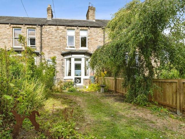 2 bedroom terraced house for sale