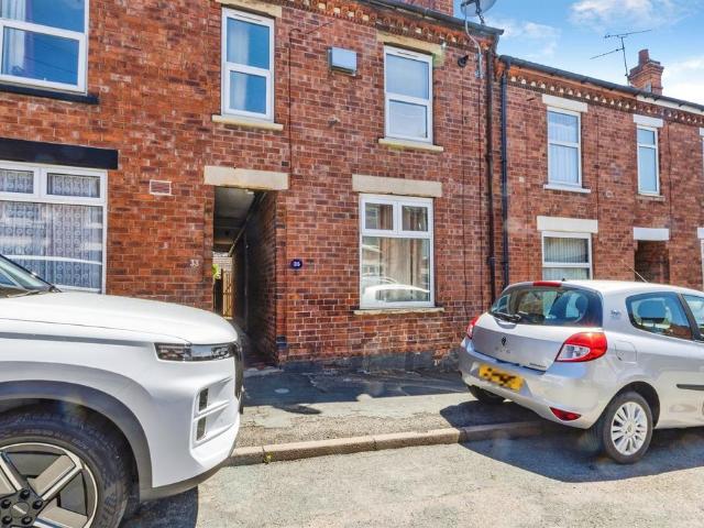 2 bedroom terraced house for sale