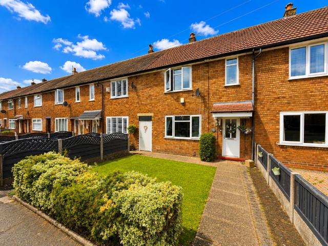 2 bedroom terraced house for sale