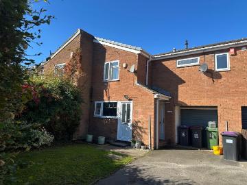 2 bedroom terraced house for sale
