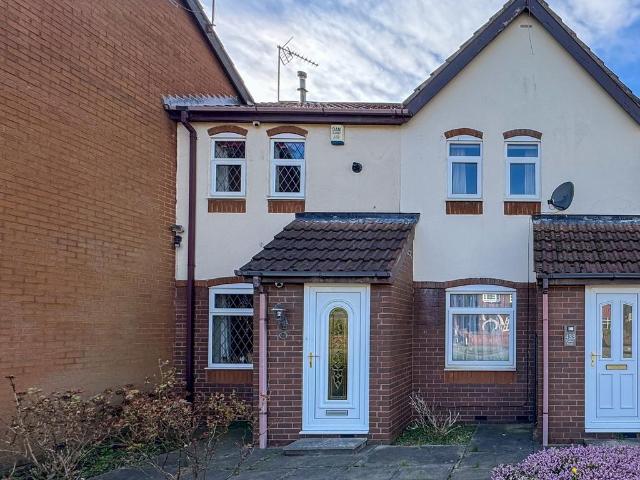 2 bedroom terraced house for sale