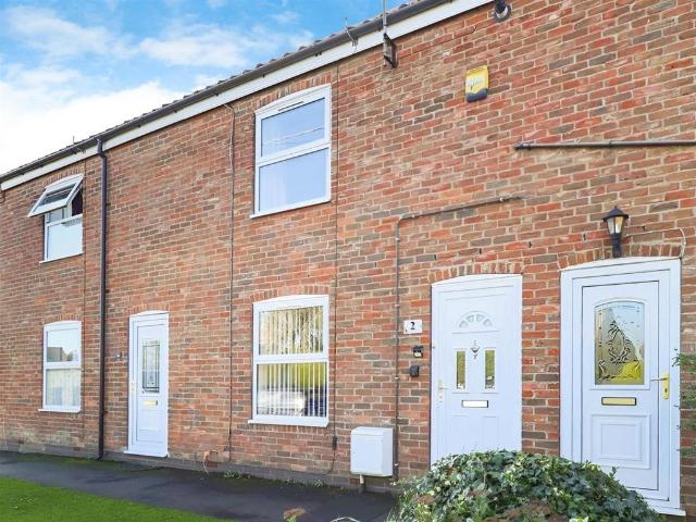 2 bedroom terraced house for sale