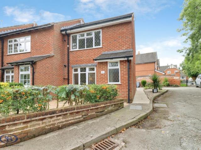 2 bedroom terraced house for sale