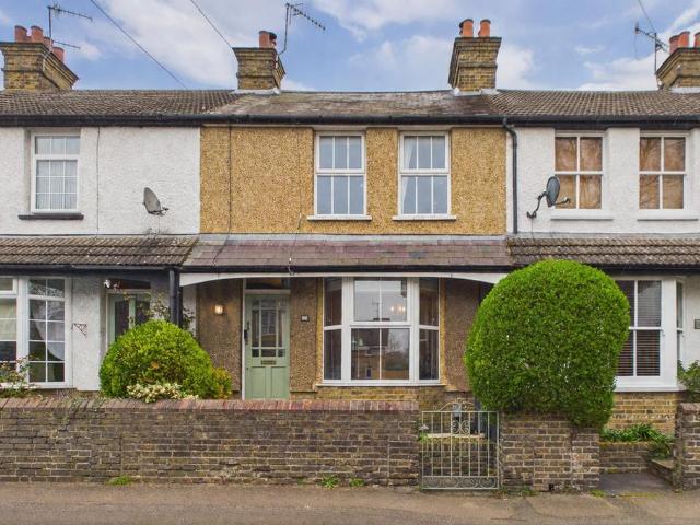2 bedroom terraced house for sale