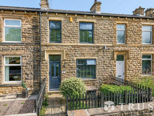 2 bedroom terraced house for sale