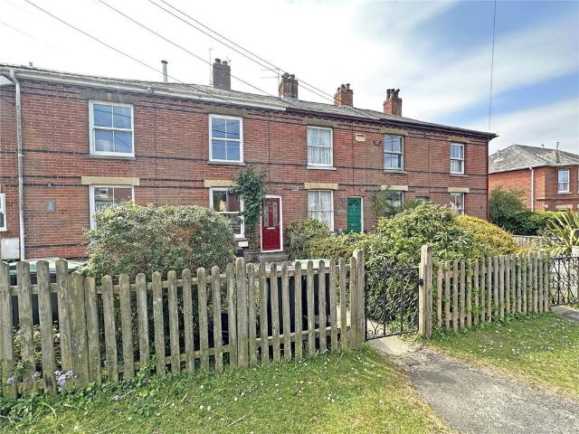 2 bedroom terraced house for sale