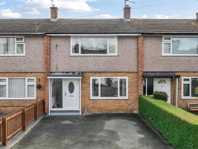 2 bedroom terraced house for sale