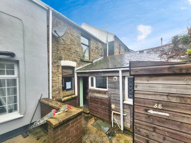 2 bedroom end of terrace house for sale