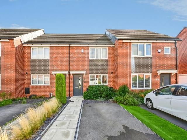 2 bedroom terraced house for sale