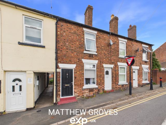 2 bedroom terraced house for sale