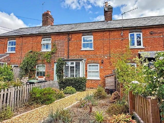 2 bedroom terraced house for sale