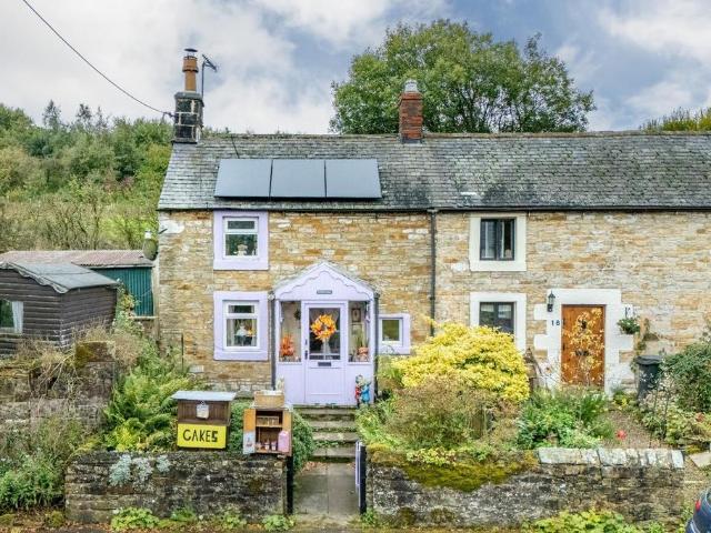 2 bedroom terraced house for sale