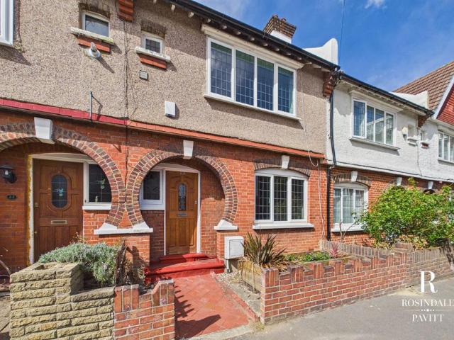 2 bedroom terraced house for sale