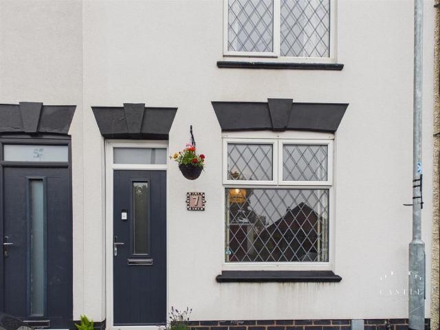 2 bedroom terraced house for sale