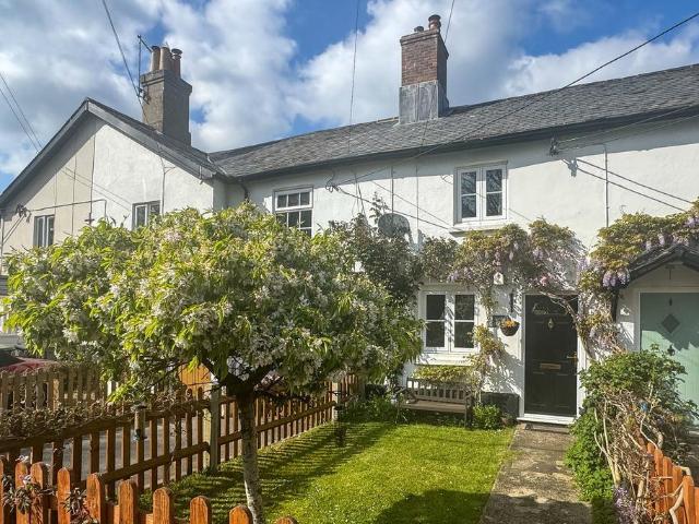2 bedroom terraced house for sale