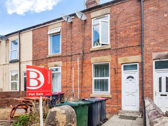 2 bedroom terraced house for sale