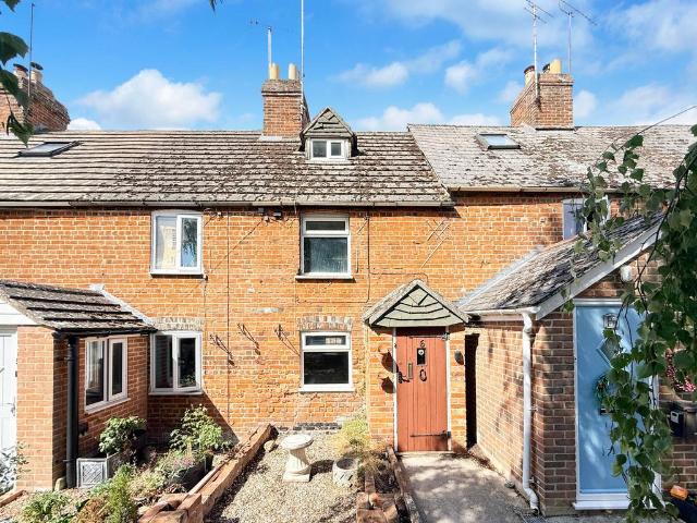 2 bedroom terraced house for sale