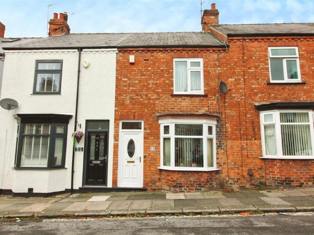 2 bedroom terraced house for sale