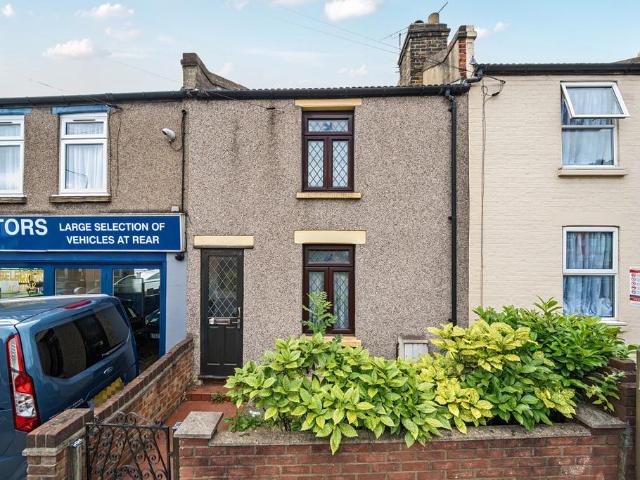 2 bedroom terraced house for sale