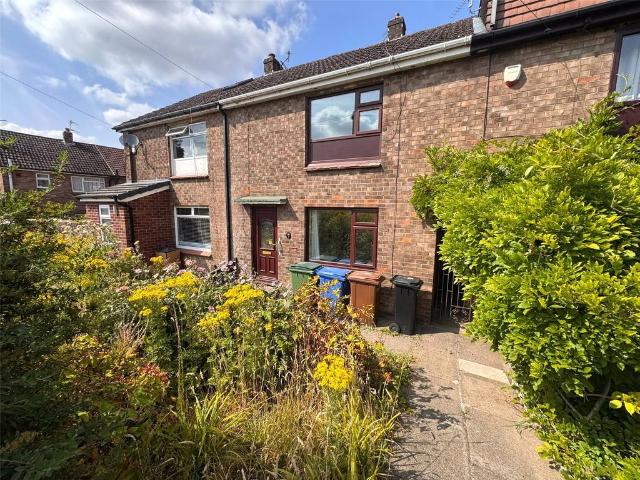 2 bedroom terraced house for sale