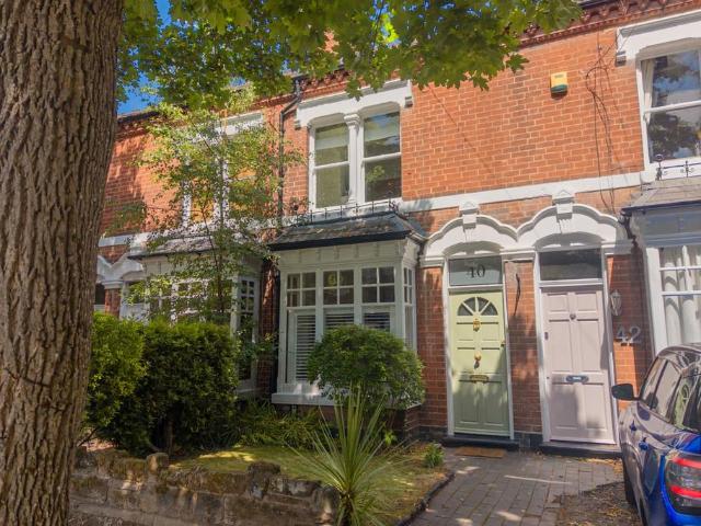 2 bedroom terraced house for sale